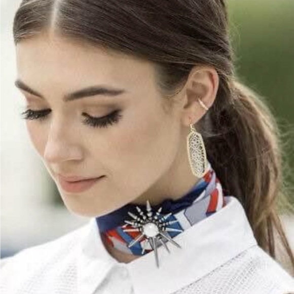 NWT Kendra Scott Brenna Earrings in Gold Filigre - Picture 3 of 4